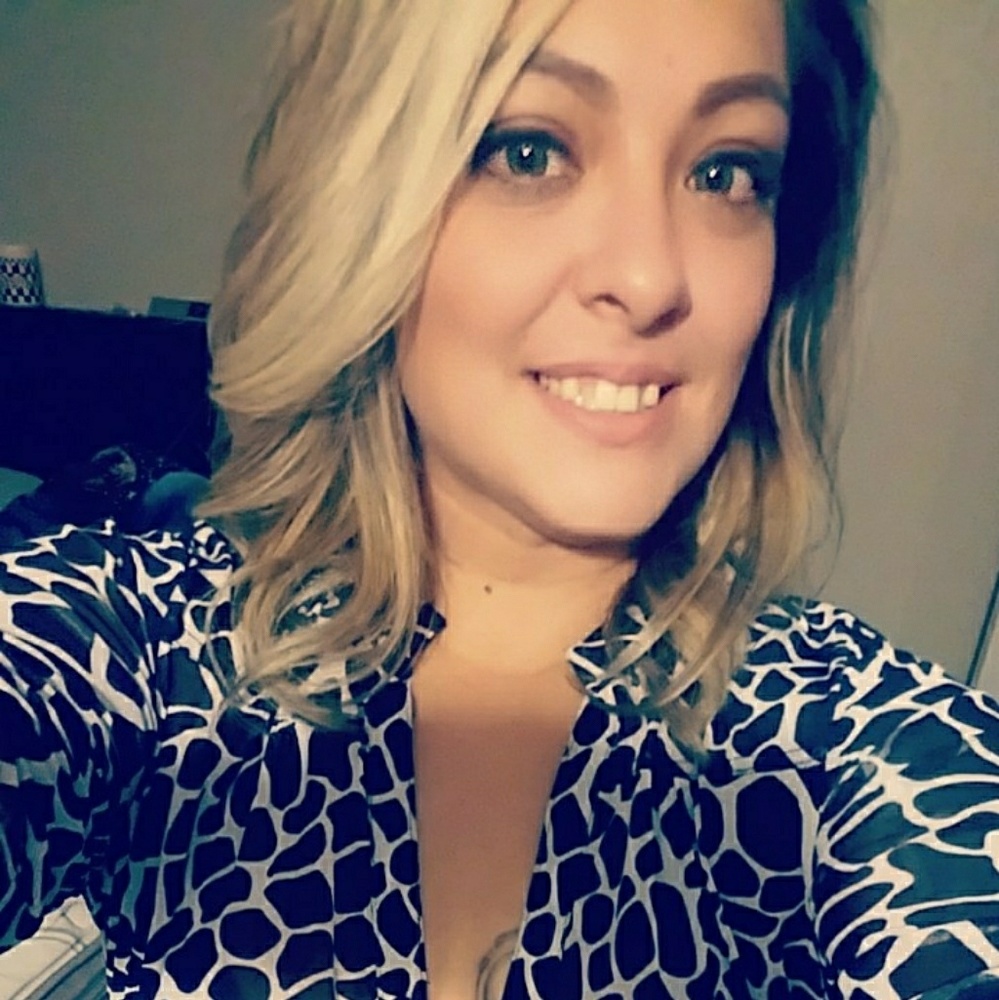 Meet your Posher, Ally